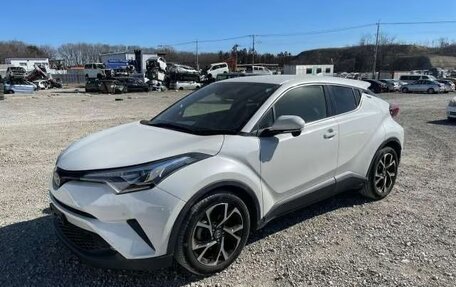 Toyota C-HR I рестайлинг, 2022 год, 1 410 000 рублей, 3 фотография
