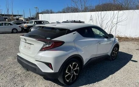 Toyota C-HR I рестайлинг, 2022 год, 1 410 000 рублей, 6 фотография