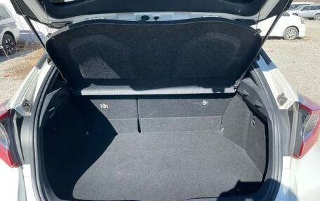 Toyota C-HR I рестайлинг, 2022 год, 1 410 000 рублей, 21 фотография