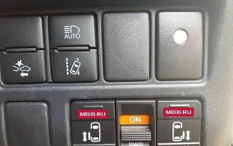 Toyota Noah III, 2017 год, 1 821 000 рублей, 5 фотография