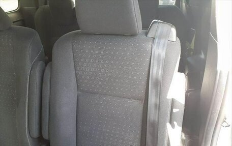 Toyota Noah III, 2017 год, 1 821 000 рублей, 38 фотография