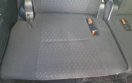 Toyota Noah III, 2017 год, 1 821 000 рублей, 37 фотография