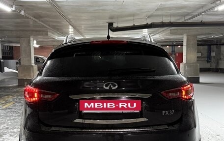 Infiniti FX II, 2012 год, 1 550 000 рублей, 9 фотография