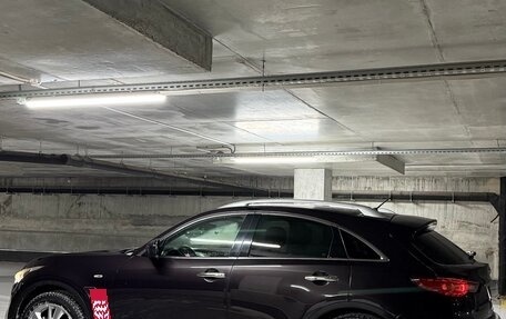 Infiniti FX II, 2012 год, 1 550 000 рублей, 4 фотография