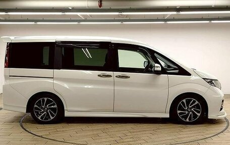 Honda Stepwgn IV, 2016 год, 1 506 000 рублей, 15 фотография