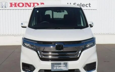 Toyota Noah III, 2017 год, 1 916 000 рублей, 6 фотография