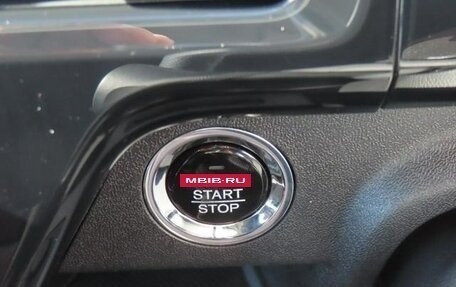 Toyota Noah III, 2017 год, 1 916 000 рублей, 21 фотография