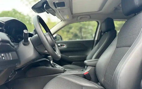 Honda Vezel, 2023 год, 1 870 001 рублей, 11 фотография