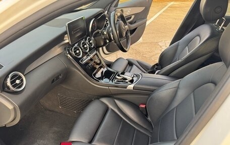 Mercedes-Benz C-Класс, 2017 год, 2 100 000 рублей, 15 фотография