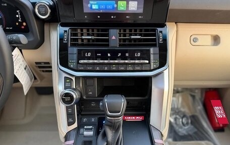 Toyota Land Cruiser, 2026 год, 16 350 000 рублей, 16 фотография