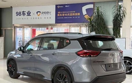 Chevrolet Orlando, 2022 год, 1 500 000 рублей, 4 фотография