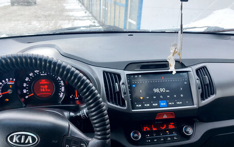 KIA Sportage III, 2010 год, 850 000 рублей, 13 фотография