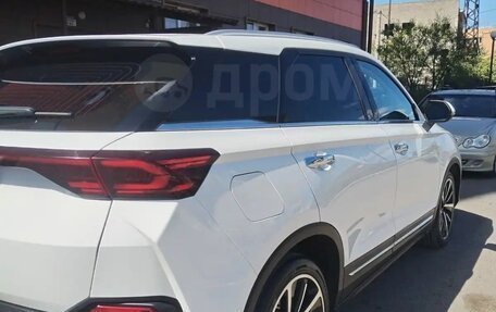 FAW Bestune T77, 2022 год, 1 900 000 рублей, 3 фотография