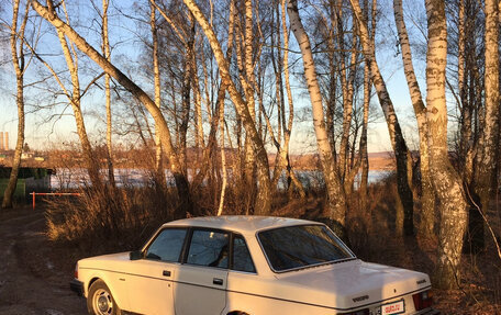 Volvo 240 Series, 1982 год, 99 000 рублей, 3 фотография