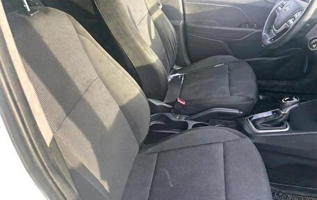 Hyundai Solaris II рестайлинг, 2017 год, 420 000 рублей, 8 фотография