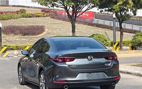 Mazda 3, 2022 год, 1 780 001 рублей, 4 фотография