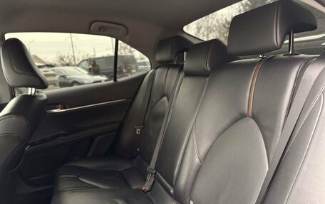 Toyota Camry, 2019 год, 2 349 900 рублей, 8 фотография