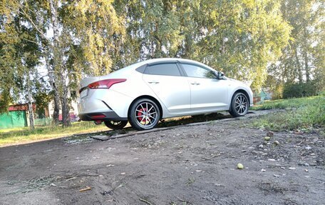 Hyundai Solaris II рестайлинг, 2020 год, 1 090 000 рублей, 1 фотография