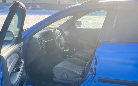 Toyota Avensis III рестайлинг, 1997 год, 228 000 рублей, 11 фотография