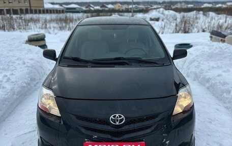 Toyota Yaris III рестайлинг, 2006 год, 640 000 рублей, 7 фотография