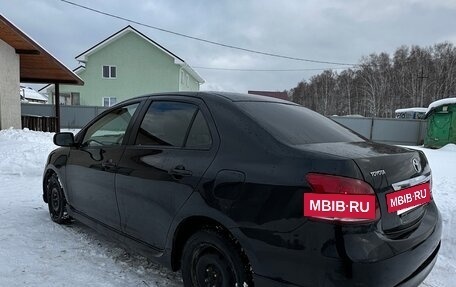 Toyota Yaris III рестайлинг, 2006 год, 640 000 рублей, 8 фотография