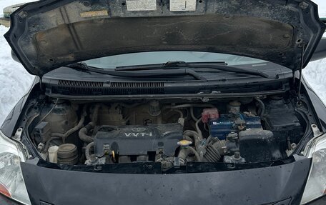 Toyota Yaris III рестайлинг, 2006 год, 640 000 рублей, 20 фотография