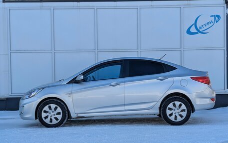 Hyundai Solaris II рестайлинг, 2011 год, 775 000 рублей, 5 фотография