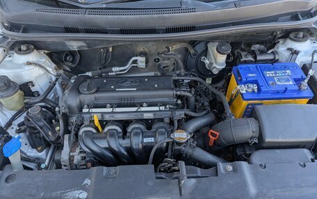 Hyundai Solaris II рестайлинг, 2011 год, 775 000 рублей, 9 фотография