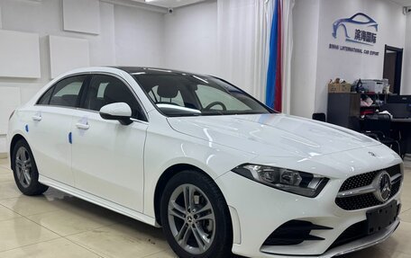 Mercedes-Benz A-Класс, 2023 год, 1 412 000 рублей, 3 фотография