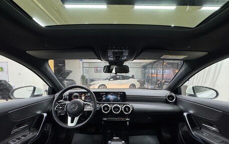 Mercedes-Benz A-Класс, 2023 год, 1 412 000 рублей, 8 фотография