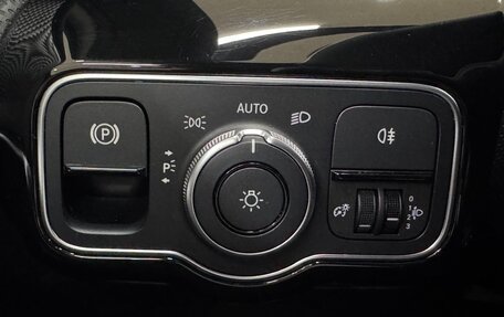 Mercedes-Benz A-Класс, 2023 год, 1 412 000 рублей, 12 фотография