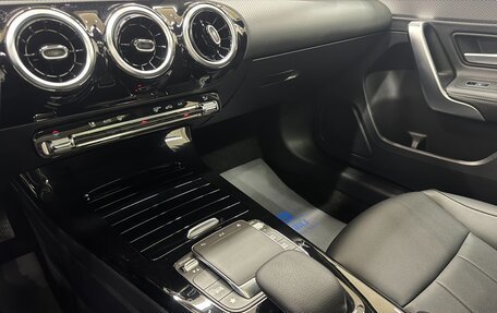 Mercedes-Benz A-Класс, 2023 год, 1 412 000 рублей, 15 фотография