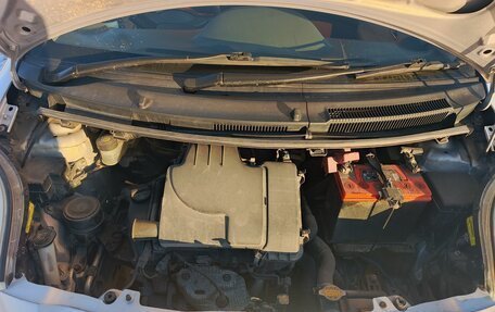 Toyota Vitz, 2010 год, 770 000 рублей, 7 фотография