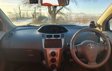 Toyota Vitz, 2010 год, 770 000 рублей, 8 фотография