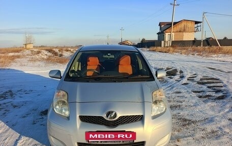 Toyota Vitz, 2010 год, 770 000 рублей, 2 фотография