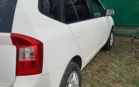 KIA Carens III (RP), 2010 год, 590 000 рублей, 5 фотография