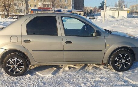 Renault Logan I, 2010 год, 420 000 рублей, 2 фотография