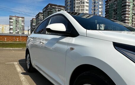 Hyundai Solaris II рестайлинг, 2017 год, 1 090 000 рублей, 14 фотография