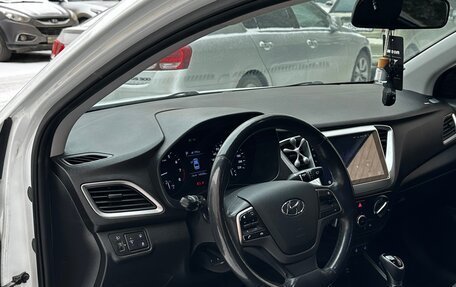 Hyundai Solaris II рестайлинг, 2017 год, 1 090 000 рублей, 18 фотография