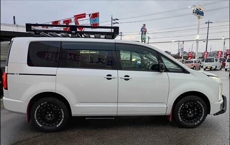 Mitsubishi Delica D:5 I, 2022 год, 2 518 000 рублей, 4 фотография