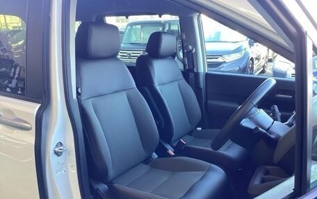 Honda Freed, 2025 год, 2 010 000 рублей, 18 фотография