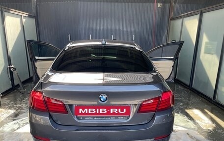 BMW 5 серия, 2012 год, 1 500 000 рублей, 2 фотография