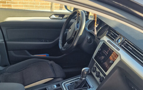 Volkswagen Passat B8 рестайлинг, 2017 год, 2 100 000 рублей, 9 фотография