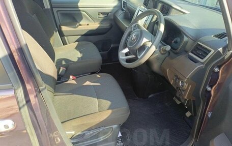 Toyota Roomy I, 2023 год, 1 550 000 рублей, 5 фотография