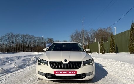 Skoda Superb III рестайлинг, 2018 год, 2 000 000 рублей, 21 фотография