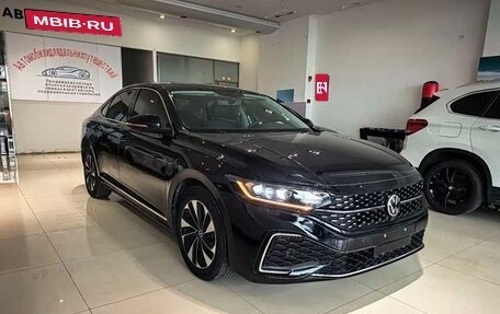 Volkswagen Passat B8 рестайлинг, 2023 год, 2 270 000 рублей, 1 фотография