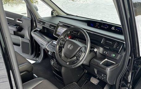 Honda Stepwgn IV, 2016 год, 2 090 000 рублей, 18 фотография