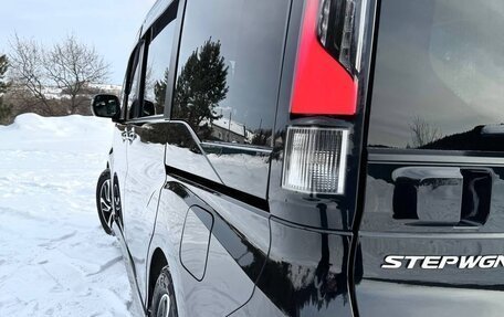 Honda Stepwgn IV, 2016 год, 2 090 000 рублей, 12 фотография