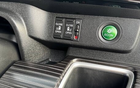 Honda Stepwgn IV, 2016 год, 2 090 000 рублей, 24 фотография