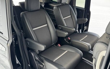 Honda Stepwgn IV, 2016 год, 2 090 000 рублей, 29 фотография